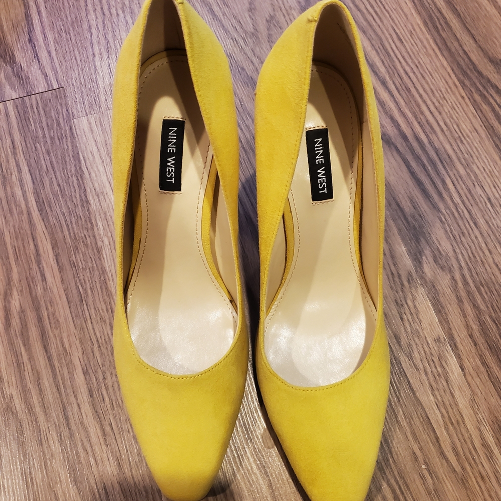 Nine West Bright Yellow Heels